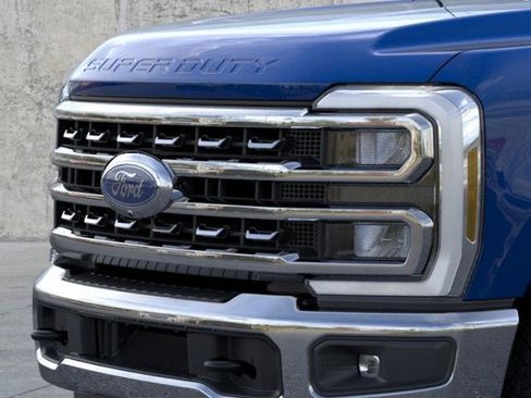 New 2026 Ford F250 Lariat w/ Chrome Package image 17