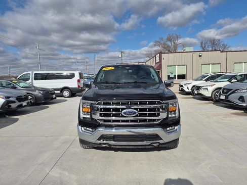 Used 2023 Ford F150 Lariat image 2