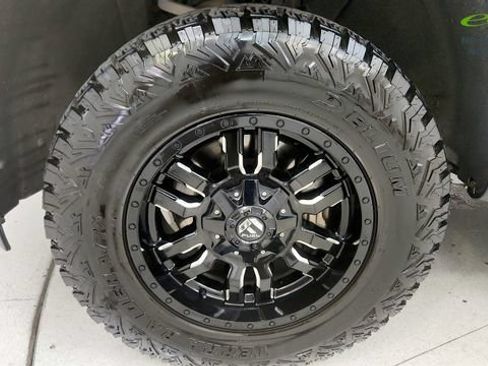 Used 2019 Chevrolet Silverado 1500 RST AWD/4WD image 77