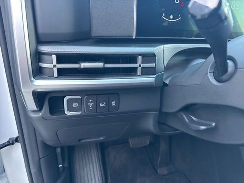 Used 2025 Hyundai Santa Fe SEL image 16