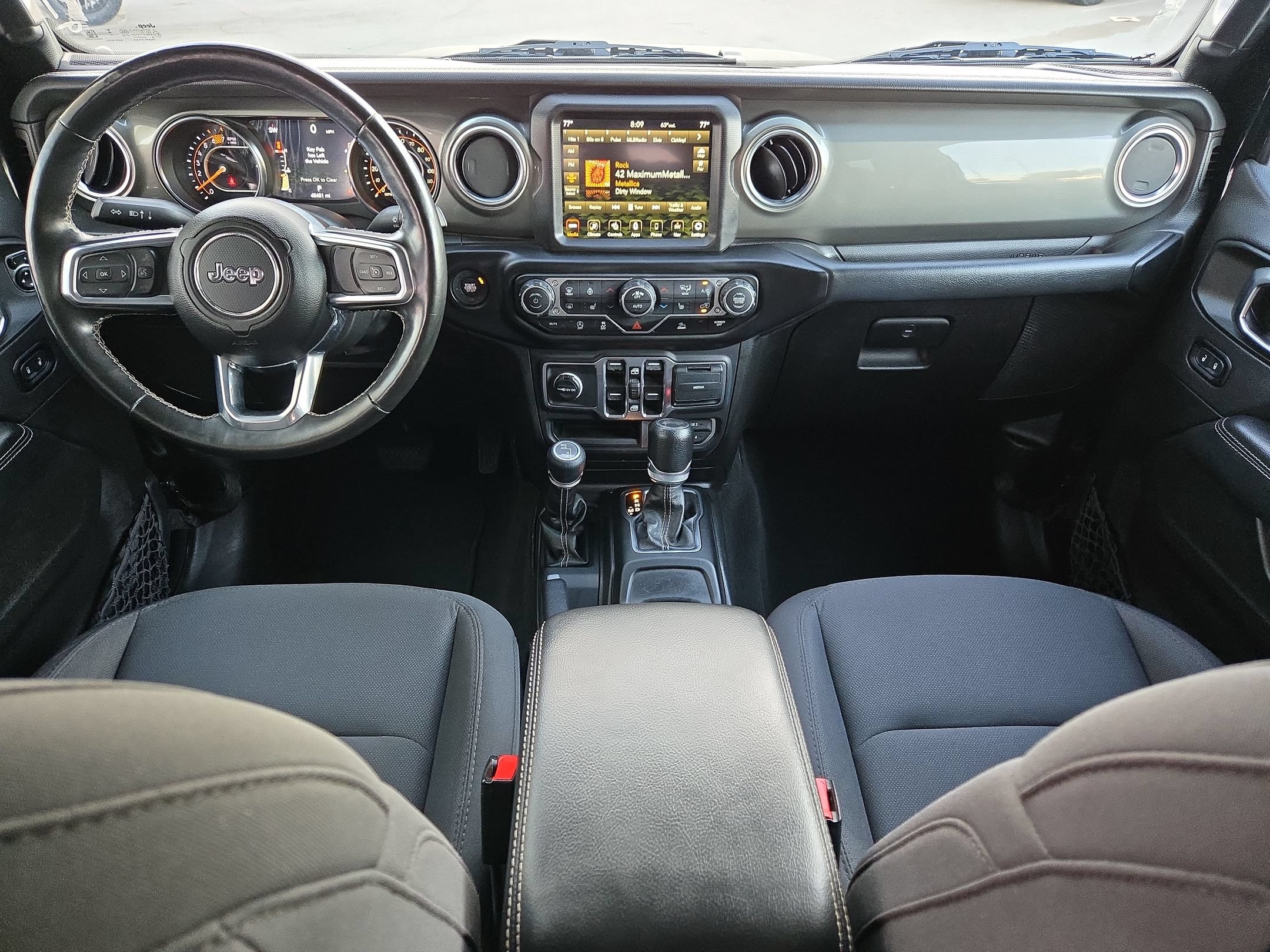 Used 2023 Jeep Wrangler Unlimited Sahara w/ Cold Weather Group AWD/4WD image 10