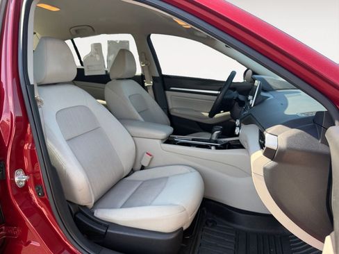 Used 2021 Nissan Altima 2.5 SV AWD/4WD image 24