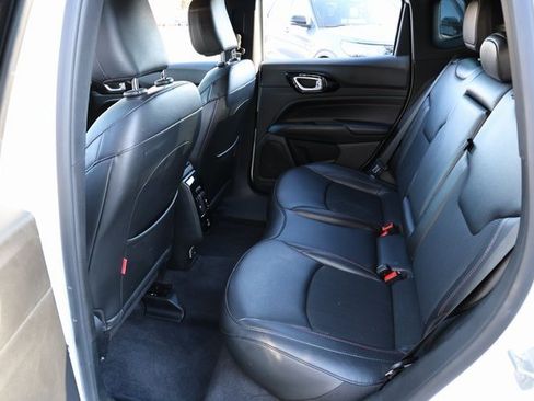 Used 2023 Jeep Compass Trailhawk w/ Trailhawk Convenience Group image 17