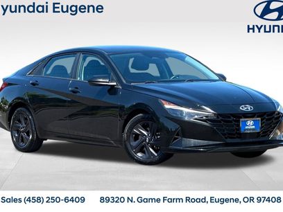 Used 2022 Hyundai Elantra SEL w/ Convenience Package
