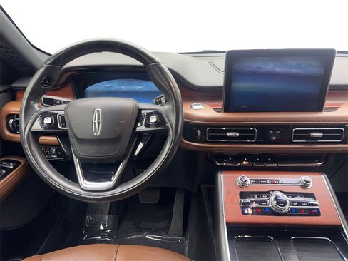 Used 2022 Lincoln Aviator Reserve w/ Equipment Group 201A image 55