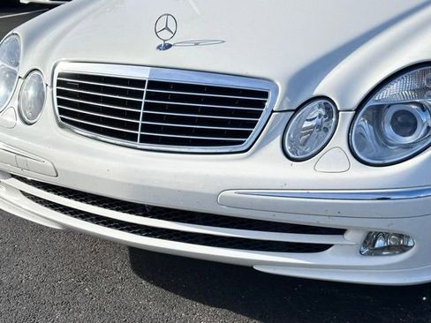 Used 2003 Mercedes-Benz E 320 Sedan image 4