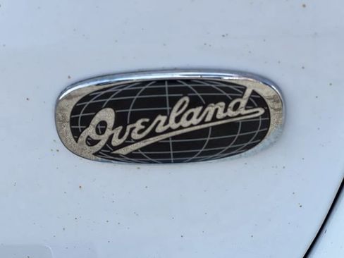 Used 2020 Jeep Grand Cherokee Overland image 11