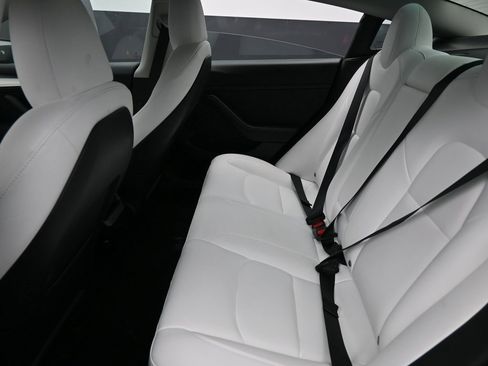 Used 2023 Tesla Model 3 Standard Range image 26