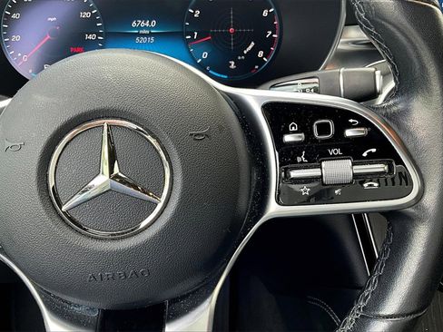 Certified 2021 Mercedes-Benz GLC 300 4MATIC image 21