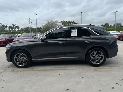 Used 2023 Genesis GV70 2.5T w/ Select Package image 4