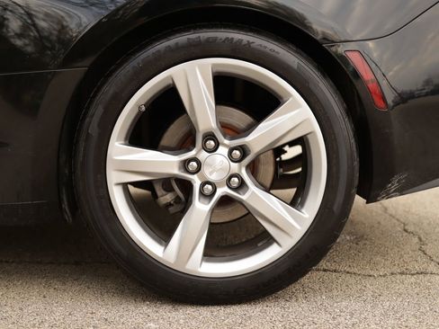 Used 2017 Chevrolet Camaro LT w/ RS Package image 33