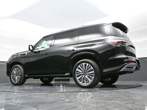 Used 2025 INFINITI QX80 Luxe image 16