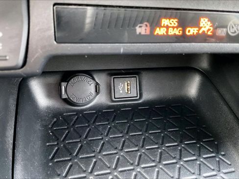 Used 2024 Toyota RAV4 LE image 30