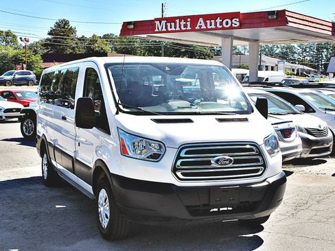 Used 2019 Ford Transit 350 XLT RWD image 7