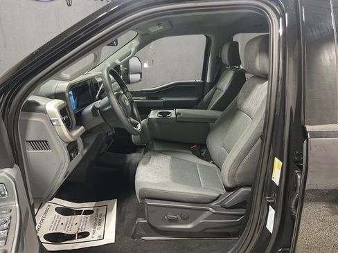 New 2026 Ford F250 XLT w/ XLT Premium Package AWD/4WD image 9
