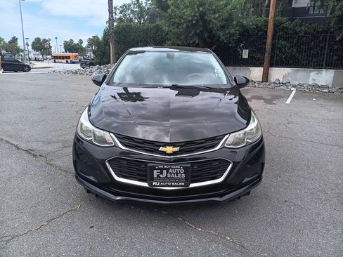 Used 2016 Chevrolet Cruze LS FWD image 2