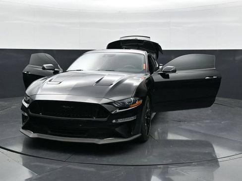 Used 2020 Ford Mustang GT Premium w/ GT Performance Package RWD image 43