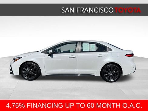 Certified 2025 Toyota Corolla SE w/ Convenience Package image 2