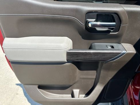 Certified 2022 Chevrolet Silverado 1500 LTZ w/ LTZ Premium Package AWD/4WD image 23
