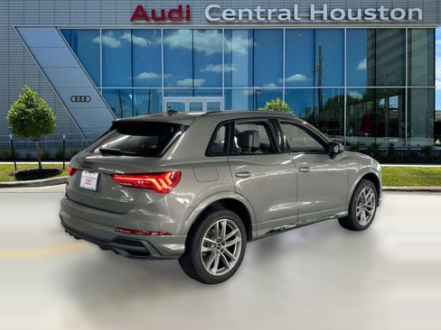 Used 2025 Audi Q3 2.0T Premium w/ Convenience Package image 9