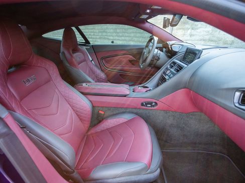 Used 2023 Aston Martin DBS Base image 24