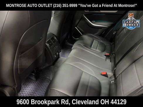 Used 2025 Jaguar F-PACE R-Dynamic S image 35