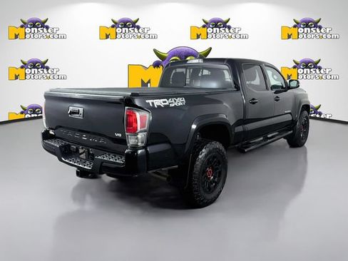 Used 2020 Toyota Tacoma TRD Sport AWD/4WD image 5
