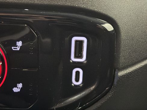 Used 2024 GMC Sierra 1500 Elevation AWD/4WD image 41