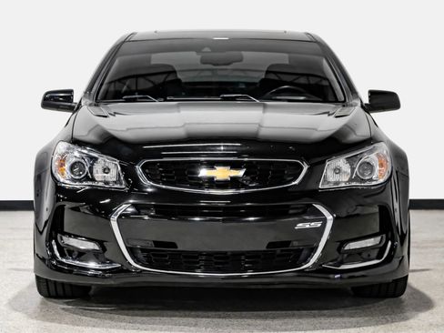 Used 2017 Chevrolet SS image 3