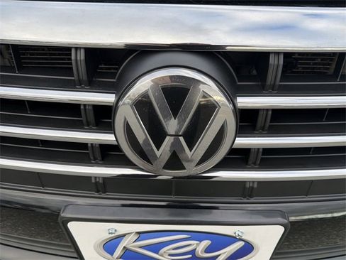 Used 2021 Volkswagen Jetta SE image 32