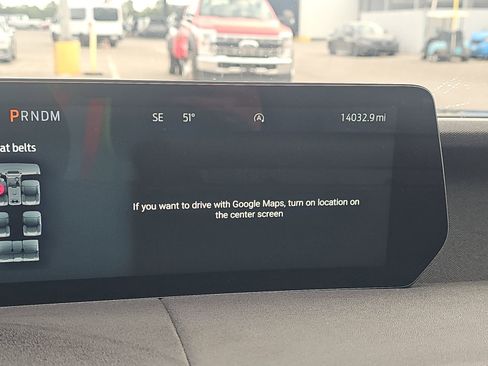 Used 2025 Ford Expedition Platinum image 9