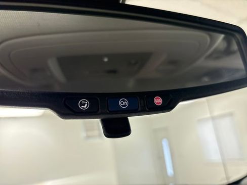 Used 2018 GMC Sierra 1500 SLE w/ SLE Value Package image 44