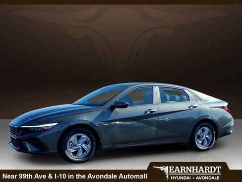 New 2026 Hyundai Elantra SE FWD image 1