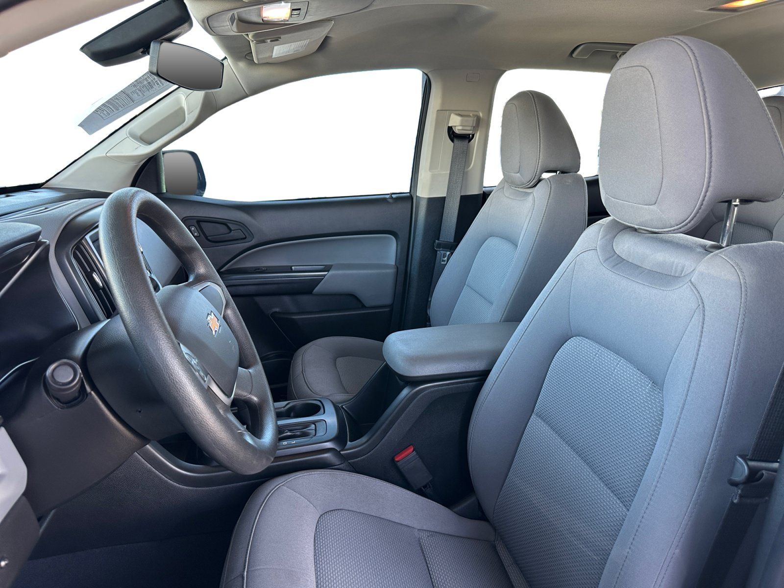 Used 2022 Chevrolet Colorado W/T w/ Custom Special Edition RWD image 9