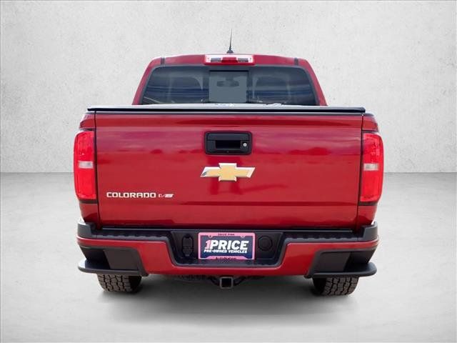 Used 2018 Chevrolet Colorado Z71 AWD/4WD image 3