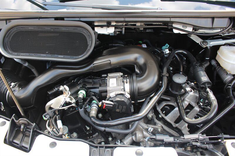 Used 2026 Ford Transit 350 XLT RWD image 38