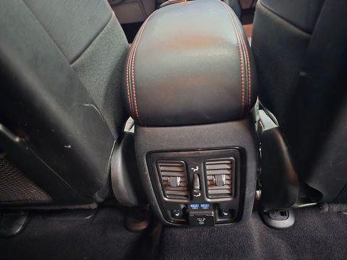 Used 2024 Dodge Durango GT RWD image 36