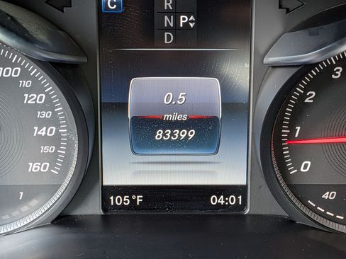 Used 2016 Mercedes-Benz GLC 300 image 22