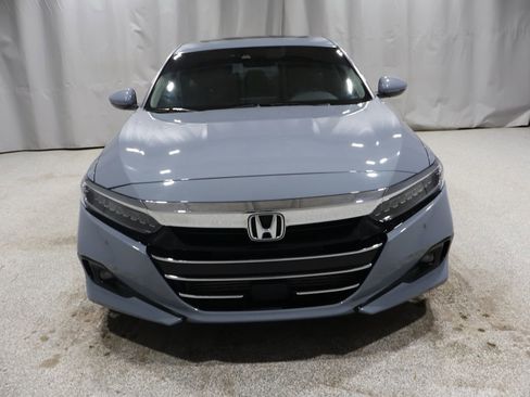 Used 2022 Honda Accord Touring image 7
