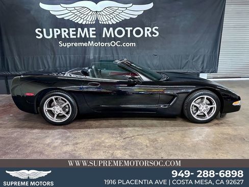 Used 2004 Chevrolet Corvette Convertible w/ Preferred Equipment Group image 1