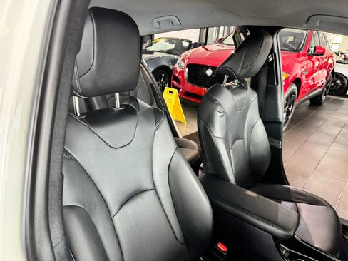 Used 2018 Toyota Prius Prime Advanced image 13