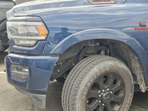 Used 2022 RAM 2500 Laramie AWD/4WD image 5
