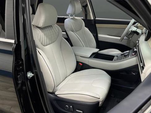 Used 2025 Hyundai Palisade Limited image 25