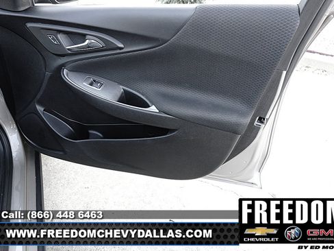 Used 2024 Chevrolet Malibu LT FWD image 33