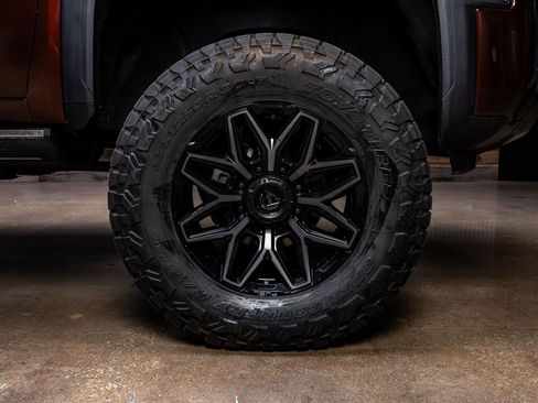 Used 2024 GMC Sierra 3500 Denali Ultimate image 12