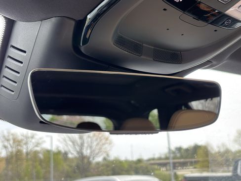 Used 2024 Volvo XC90 B6 Ultimate w/ Protection Package Premier image 9