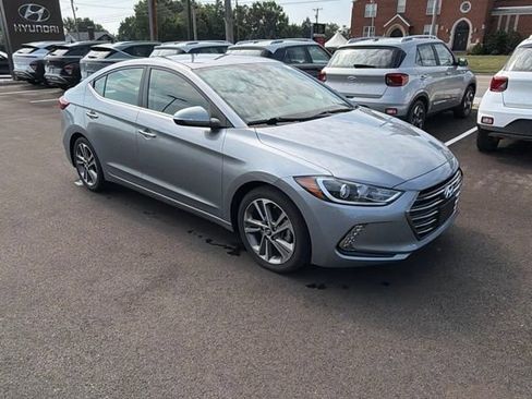 Used 2017 Hyundai Elantra Limited FWD image 8
