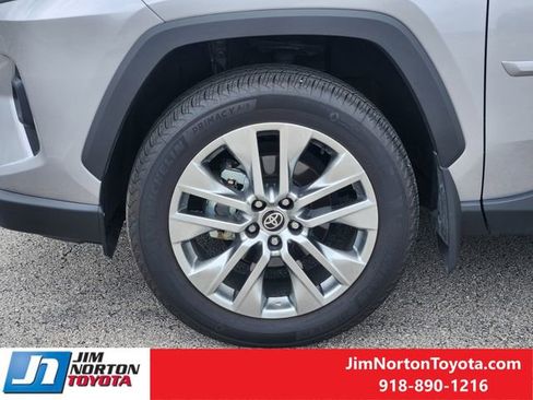 Used 2025 Toyota RAV4 XLE Premium FWD image 13