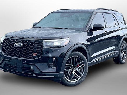 Used 2025 Ford Explorer ST AWD/4WD image 13