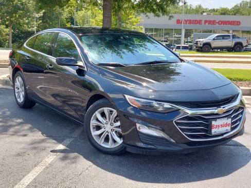 Used 2024 Chevrolet Malibu LT FWD image 2